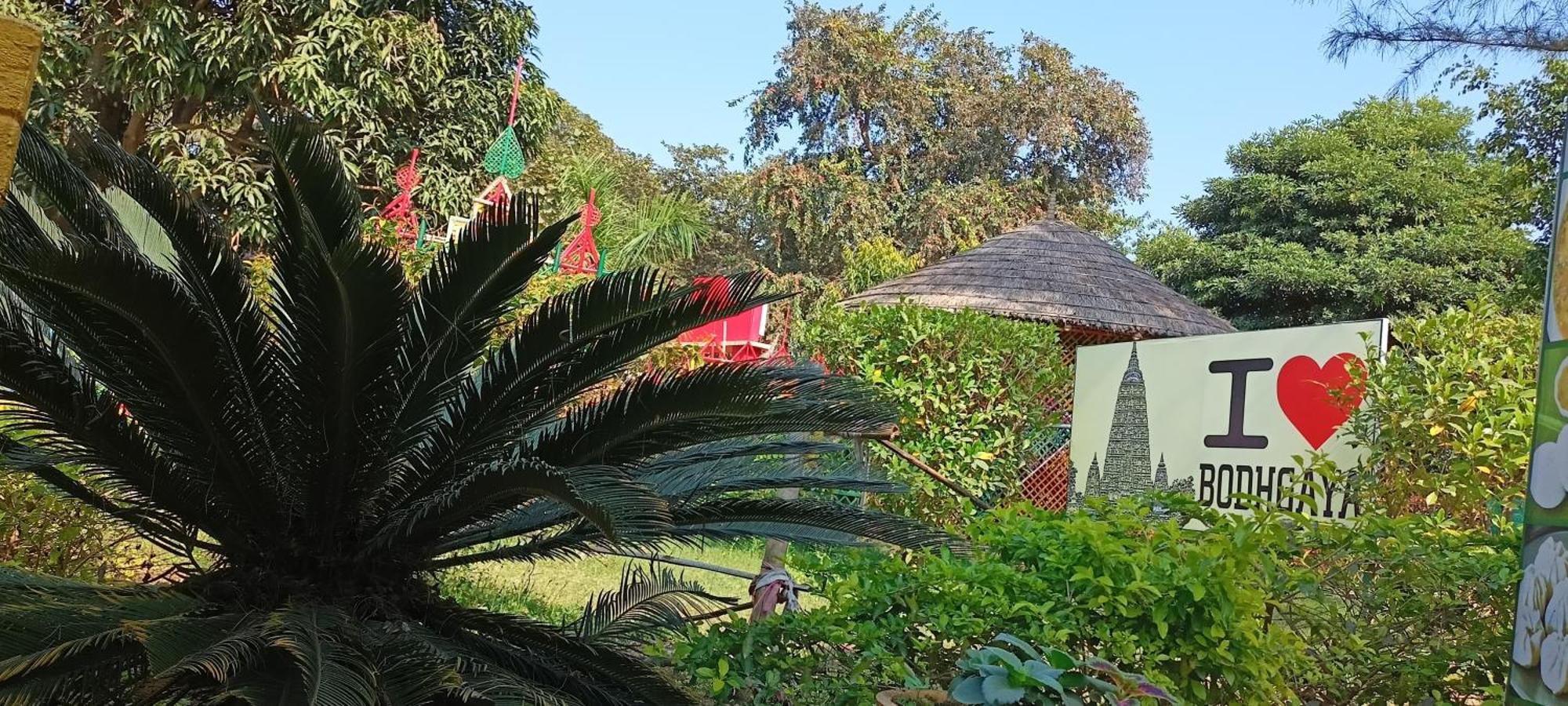 The Byke Niranjana Gaya Exterior foto